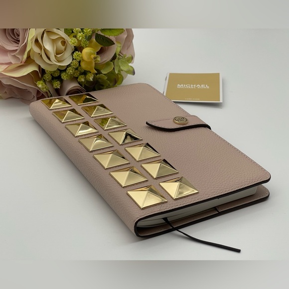 Michael Kors Medium Studded Pebbled Leather Notebook - Picture 4 of 16